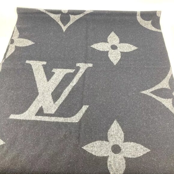 LOUIS VUITTON Monogram Muffler Monogram Giant fringe Scarf Cashmere Navy - Picture 1 of 8